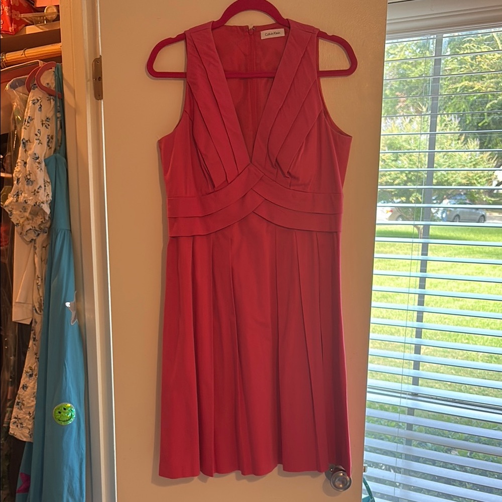 Elegant Pink Sleeveless Dress